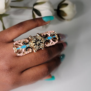 Exaggerated Knuckle Ring